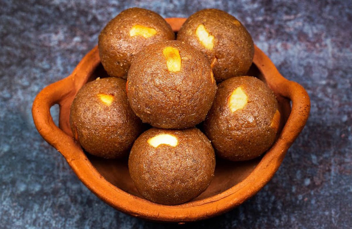 Amrutham Podi Ladoo Recipe