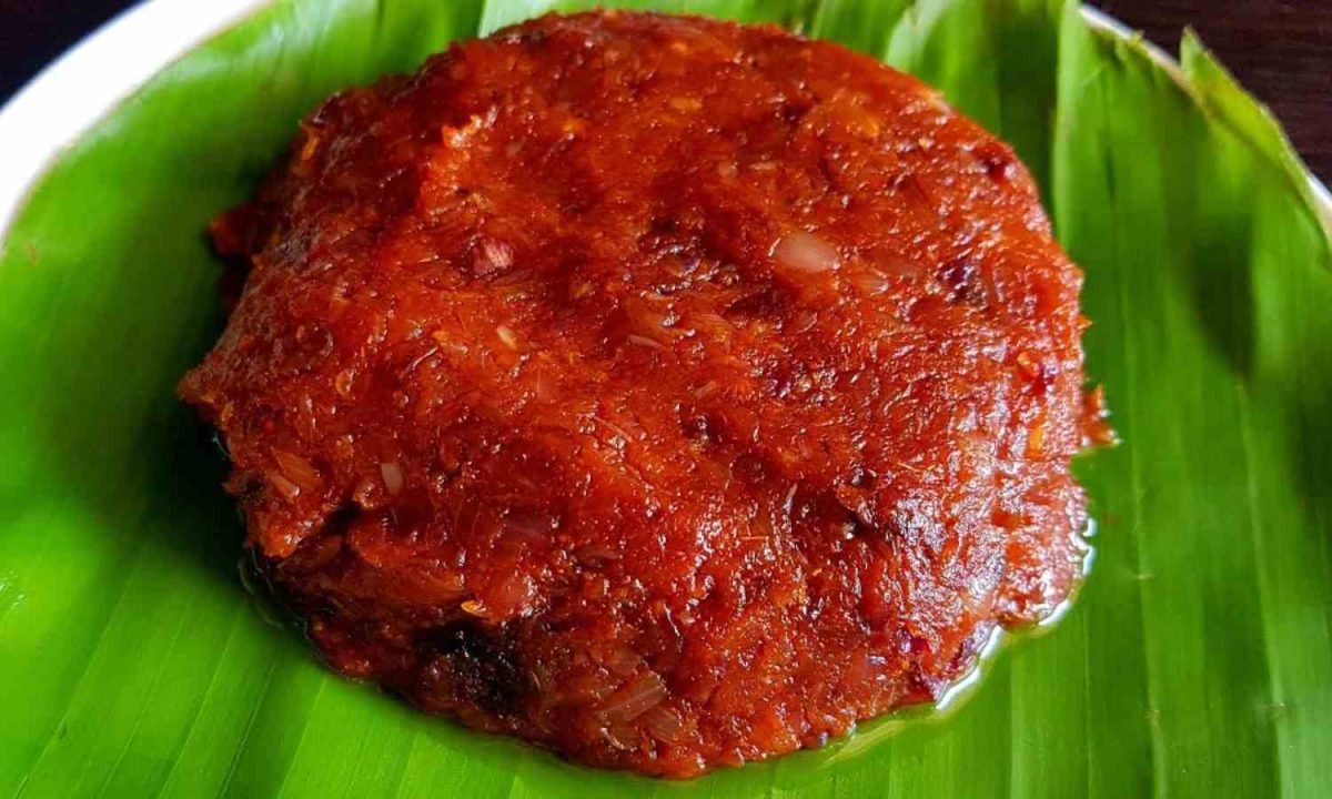 Easy Ulli Mulaku Chammanthi Recipe