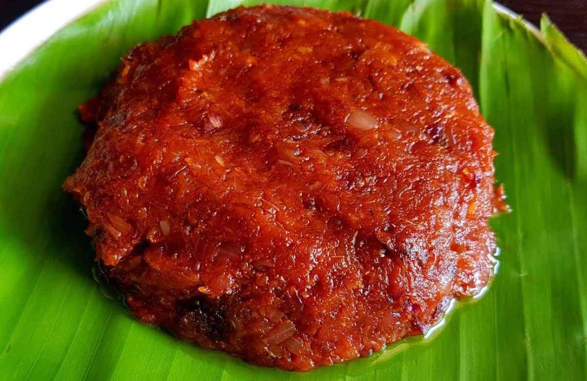 Easy Ulli Mulaku Chammanthi Recipe