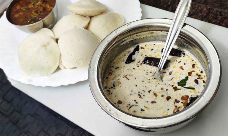 Easy White Coconut Chutney Recipe