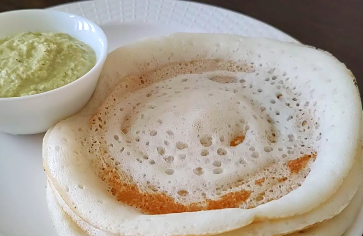 Soft Uzhunnu Dosa Recipe